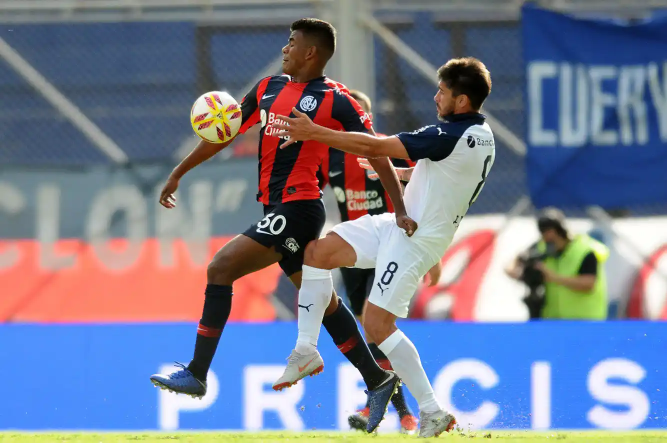 San Lorenzo dejó pasar su chance ante Independiente