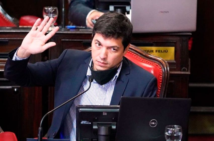 El jefe del bloque de senadores provinciales del Frente de Todos tiene coronavirus