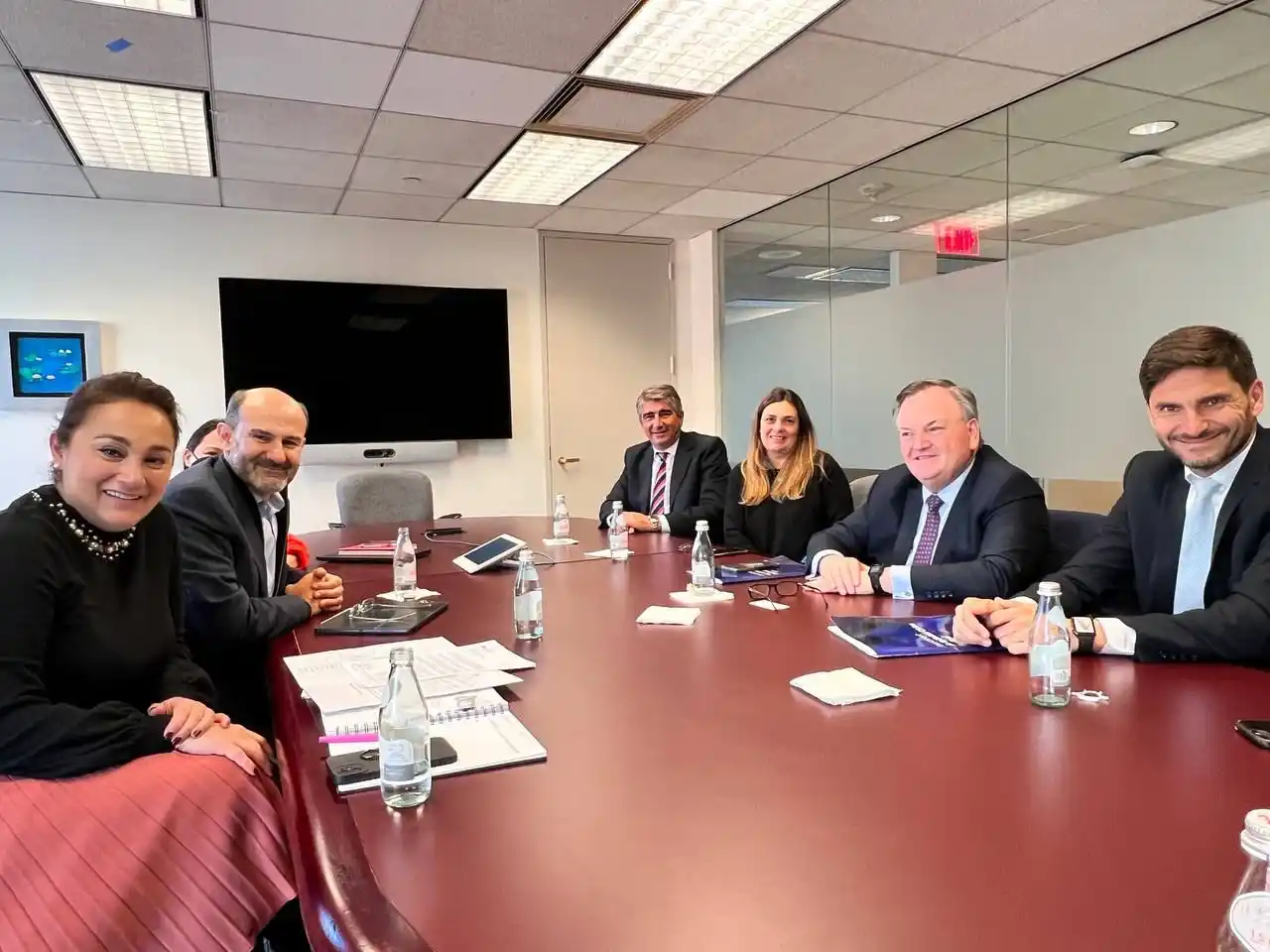 Pullaro y Michlig presentaron en el BID proyectos de inversión para obras en la provincia 