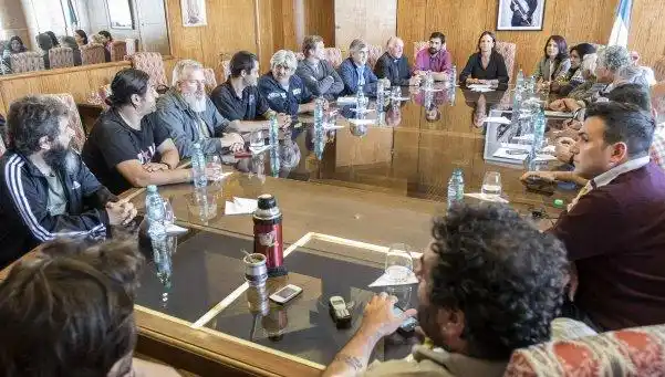 El gobierno apuesta a tener un diciembre en paz