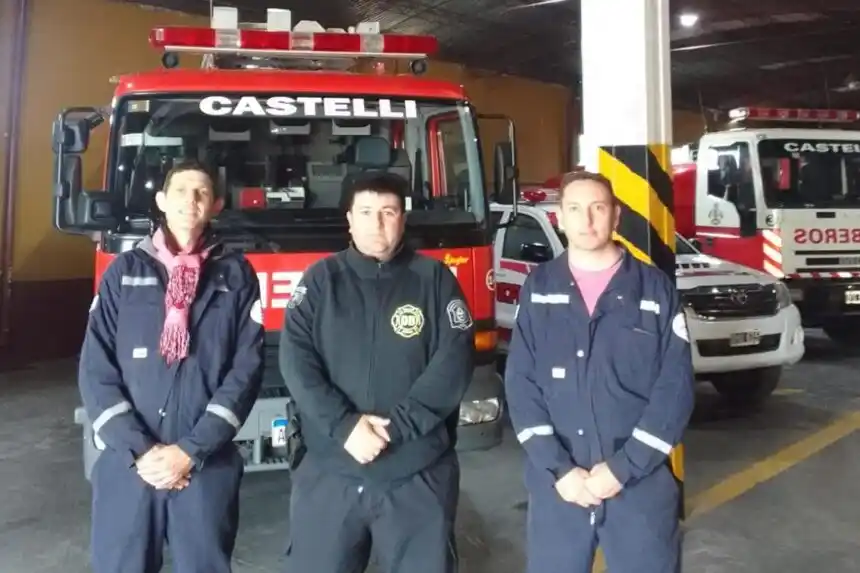 Reunión entre bomberos de Dolores y Castelli para mejorar la coordinación operativa