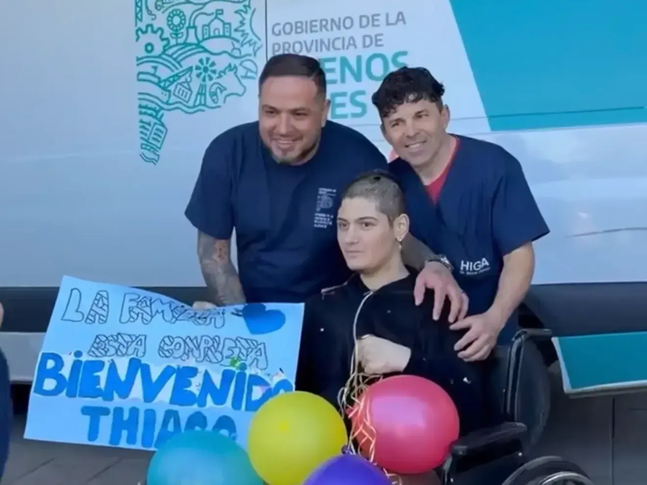 Thiago Vera a la salida del Hospital
