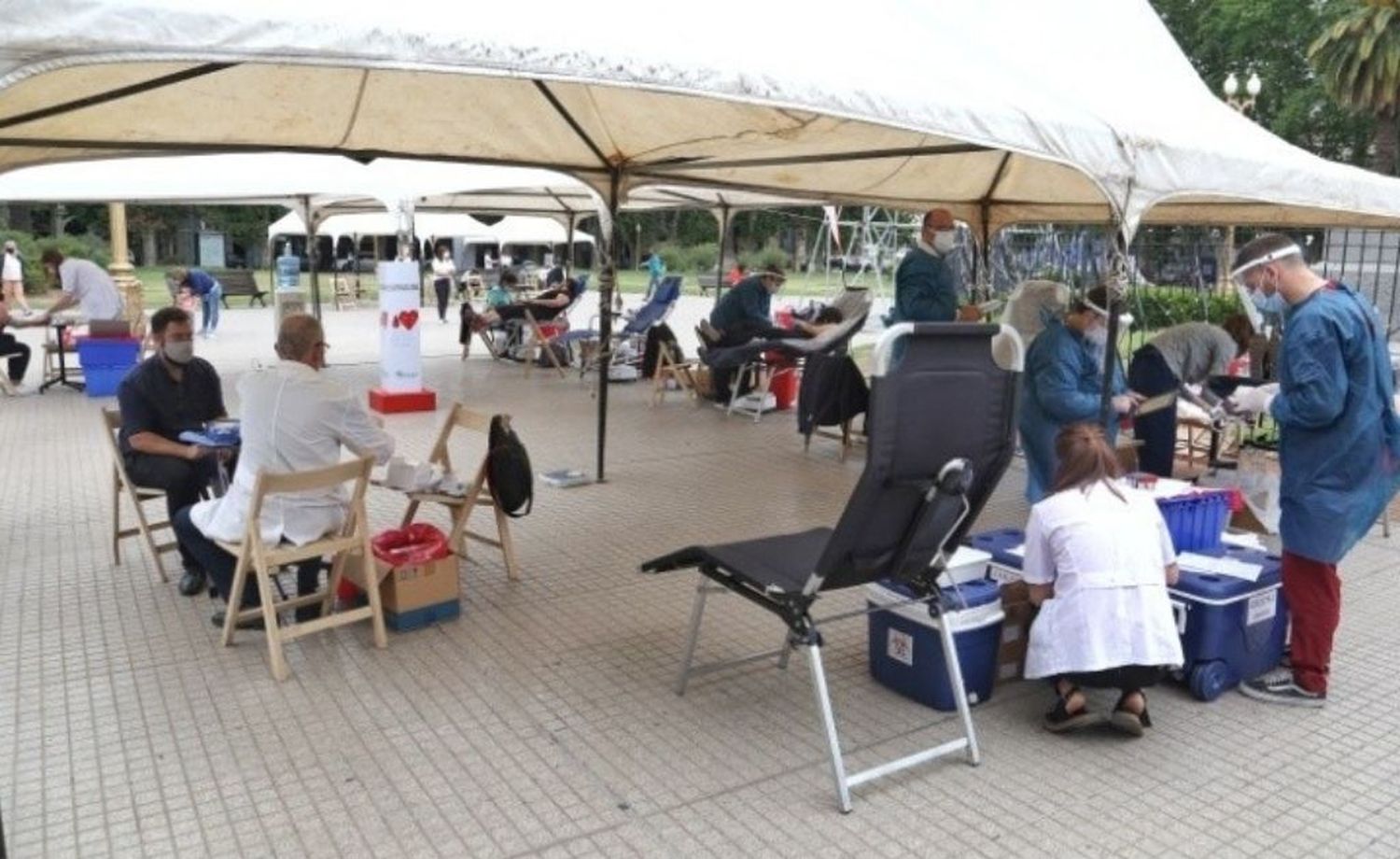 Rosario celebró el día del donante con una colecta en la plaza San Martín