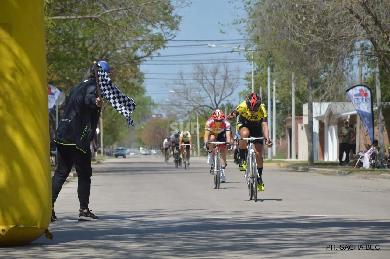 El domingo, desde las 10.30, habrá ciclismo en un circuito callejero delimitado por calles Brown, Dean Funes, Moreno y Lisandro de la Torre. Foto: Ilustración.