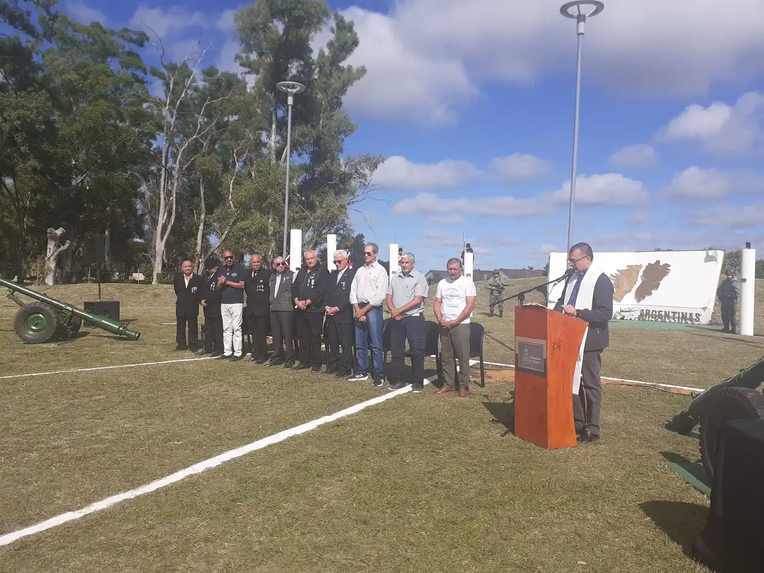 Villaguay homenajeó a los caídos y ex combatientes en el 43° Aniversario de la Guerra de Malvinas