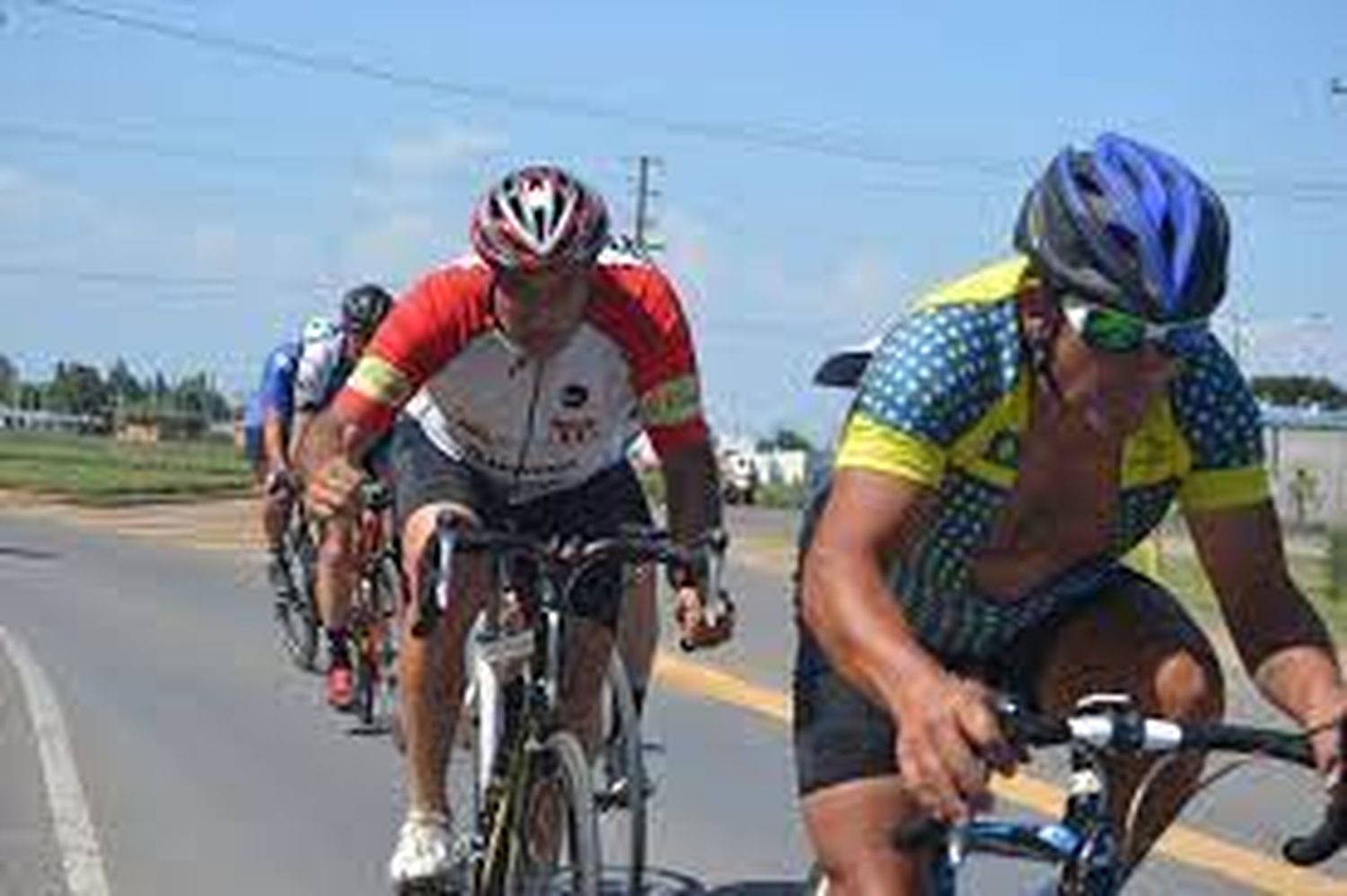 Habrá actividad de ciclismo en el trazado denominado "Camino a Puerto Ruiz". Se espera un gran número de pedalistas de distintos puntos de la provincia y fuera de ella.