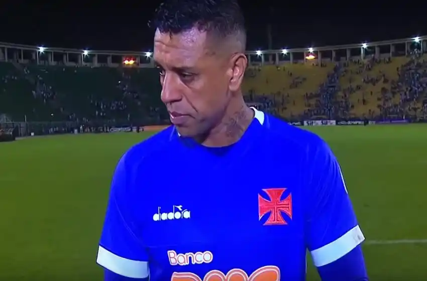 El bochornoso momento que vivió el arquero de Vasco da Gama