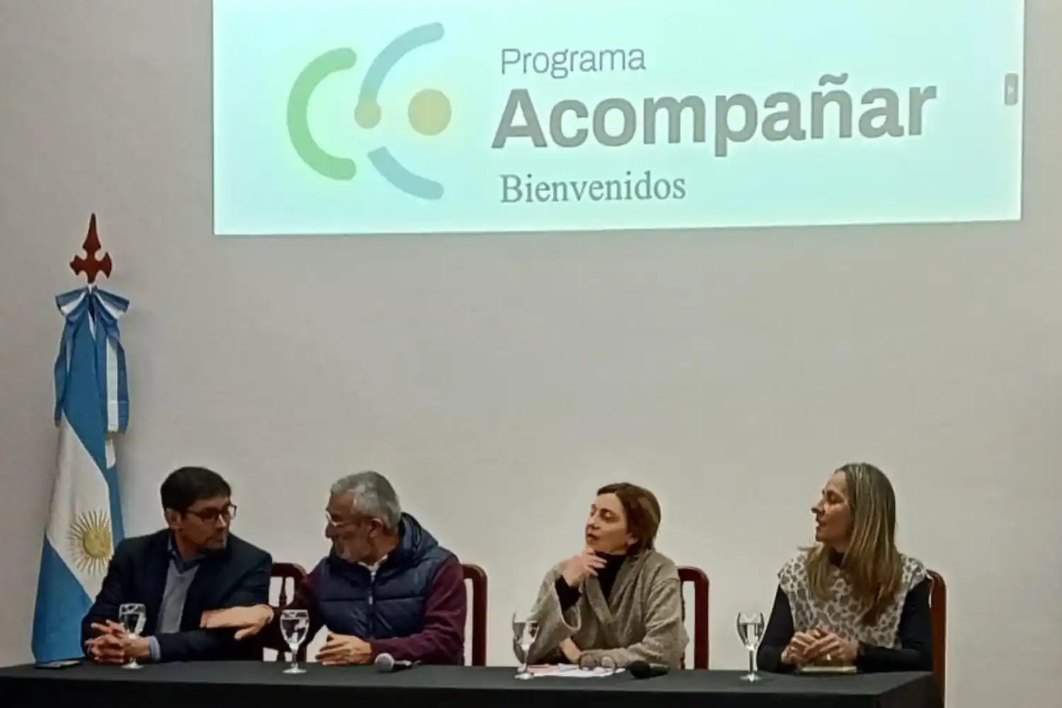El CGE lanzó el programa Acompañar para prevenir el abandono escolar en Entre Ríos