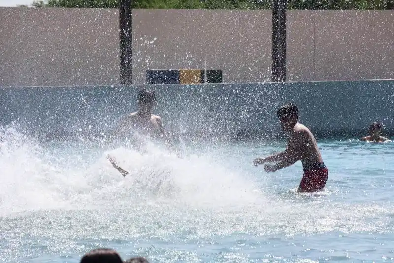 Parque acuático: Preparan instalaciones para el verano