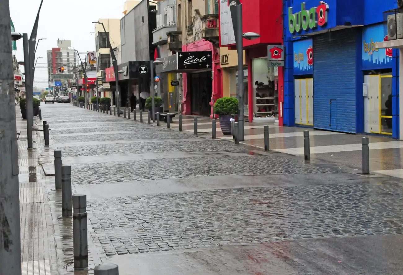 Los multirubros deberán comercializar cada producto de acuerdo a lo establecido por el DNU