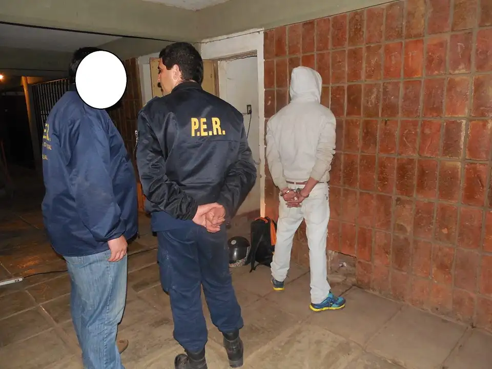 Secuestraron más de 50 paquetes de marihuana en el barrio Pompeya