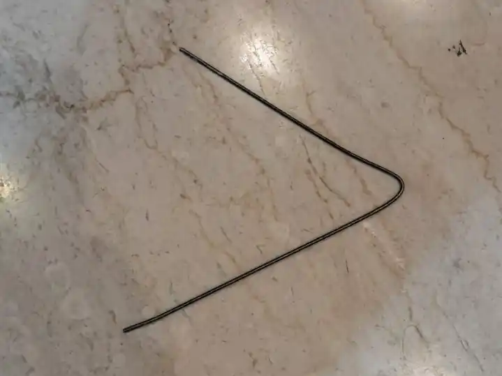 Elementos secuestrados por policía. Varilla metal