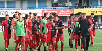 Colón cayó en los penales ante San Martín de Tucumán y se despidió de la Copa Argentina
