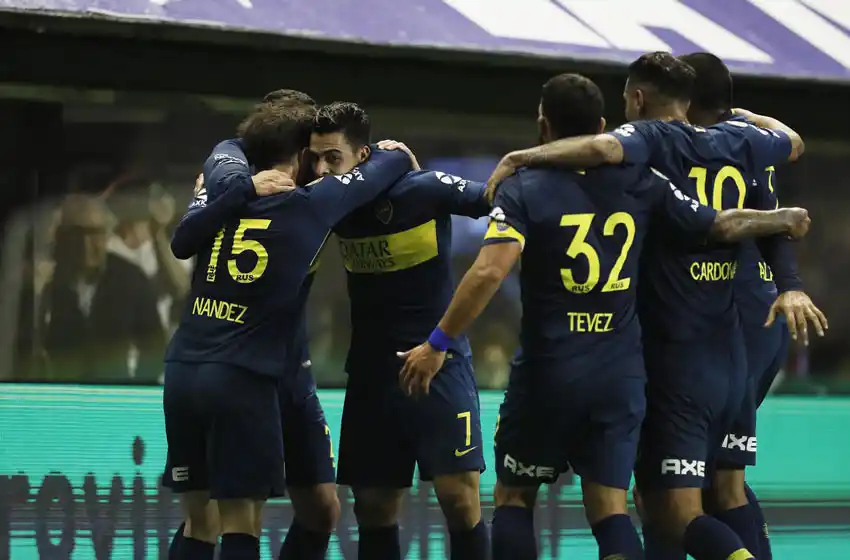 Boca goleó a Vélez y se recuperó a nivel local