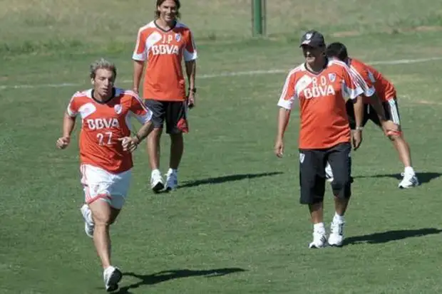 Ramón Díaz cuidó a los titulares que jugarán con Lanús