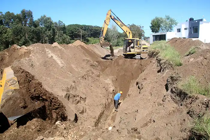 Ejecutan una obra de cloacas