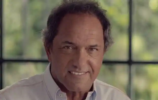 Nuevo spot de Scioli: "Sé que algunos están enojados pero yo soy distinto"
