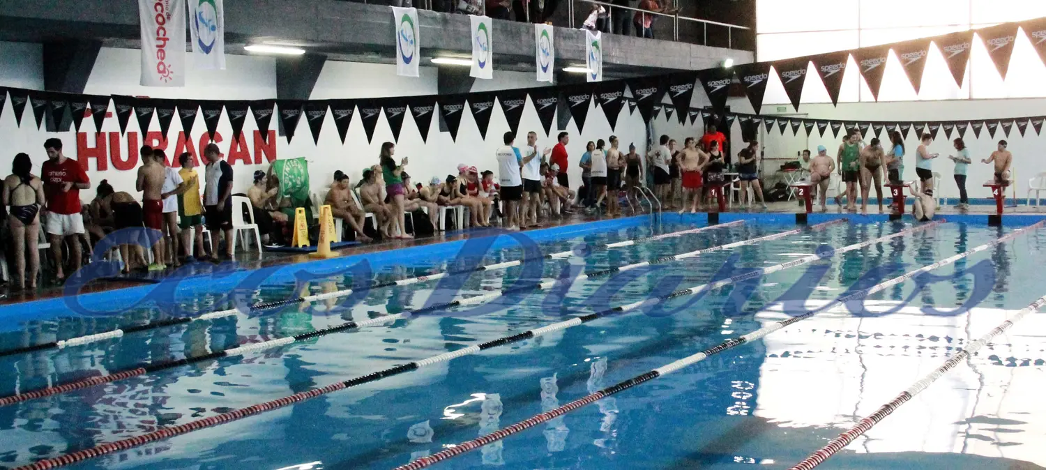 Torneo de natación adaptada