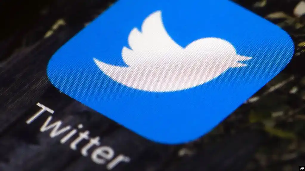 Twitter lanza prueba de tuits que desaparecen tras 24 horas