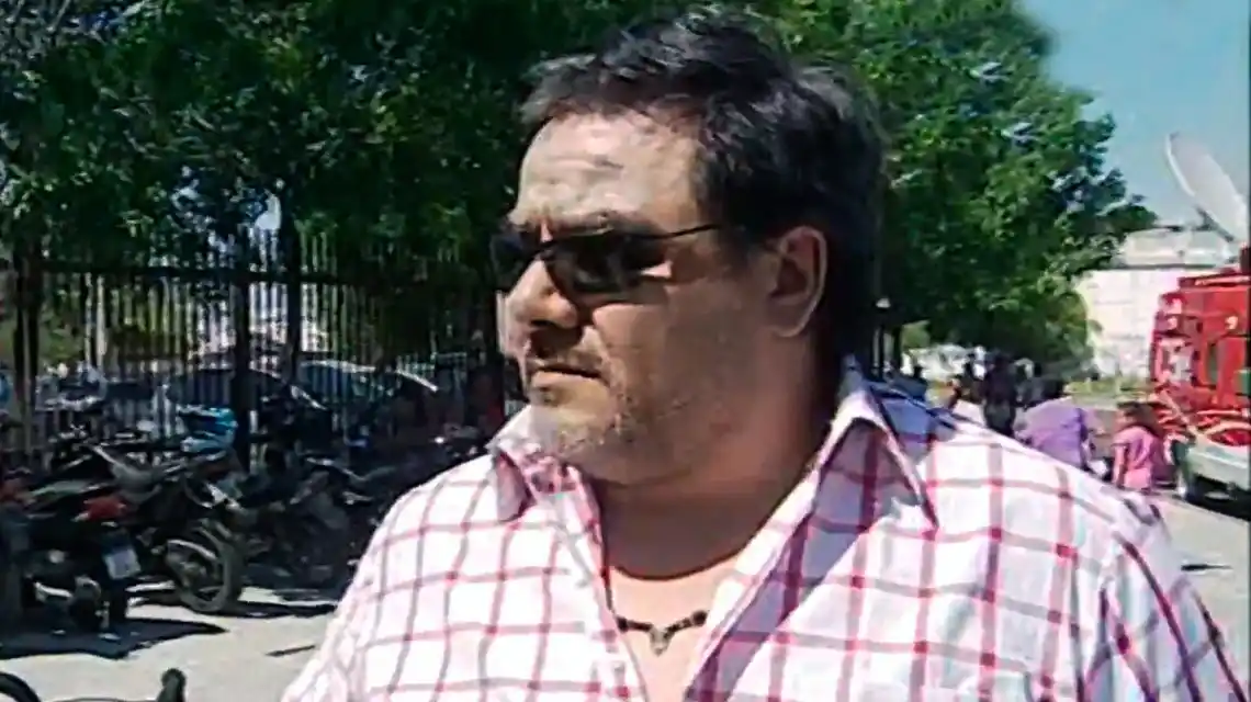 Tras el megaoperativo en La Salada, se entregó un jefe de seguridad de la feria Urkupiña