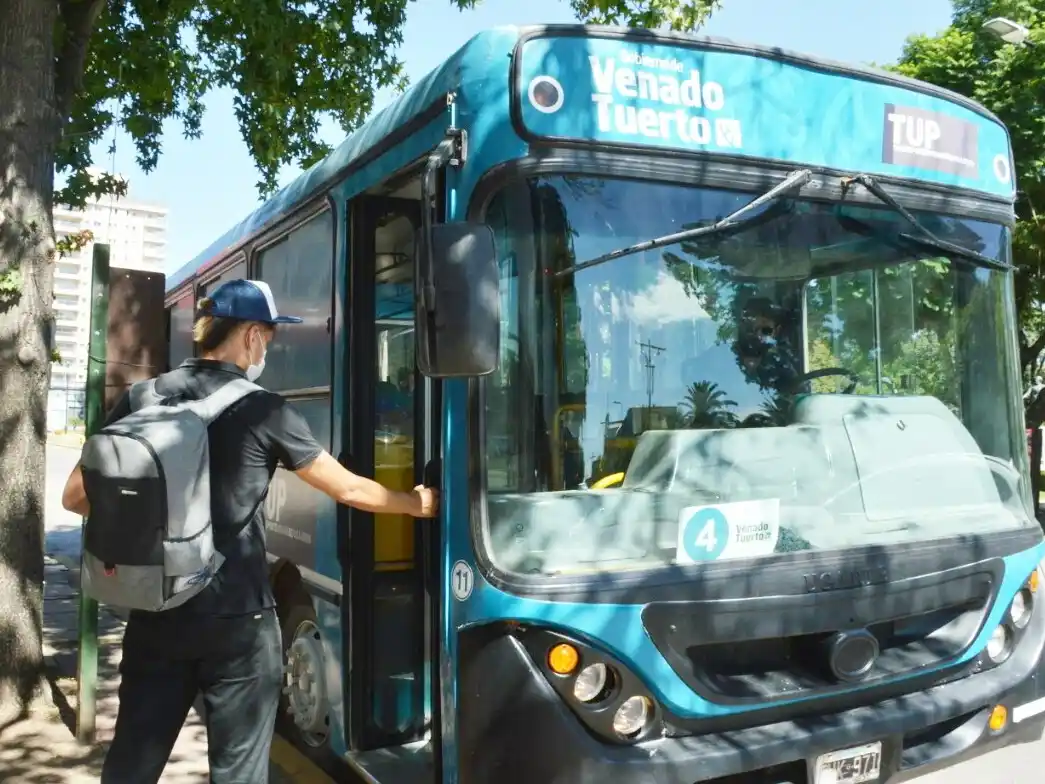 Los colectivos urbanos se transformarán en "Votobus" por un día.