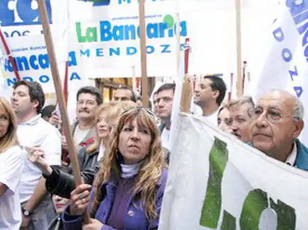  Los bancarios esperan ser convocados por el Ministerio de Trabajo  