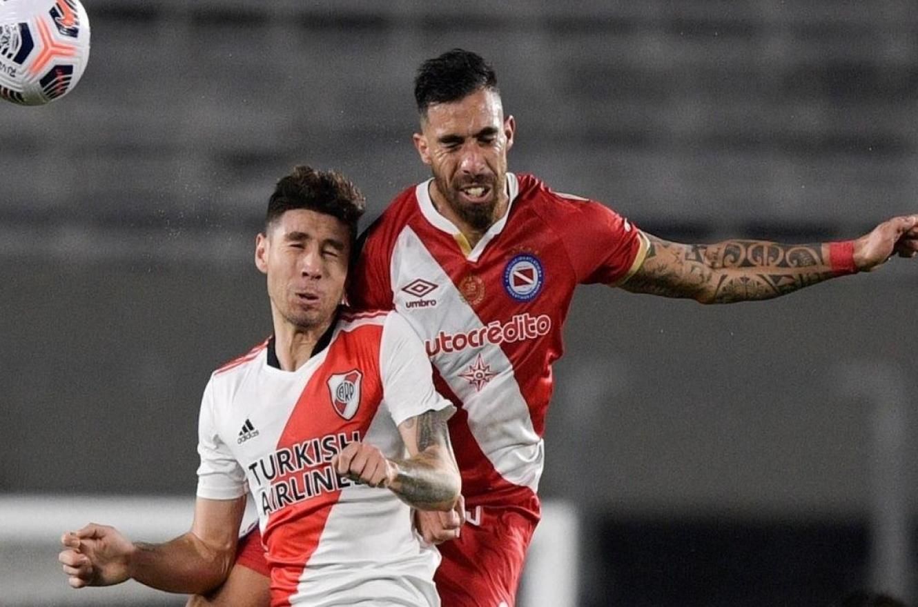 Copa Libertadores: Argentinos Juniors y River a todo o nada