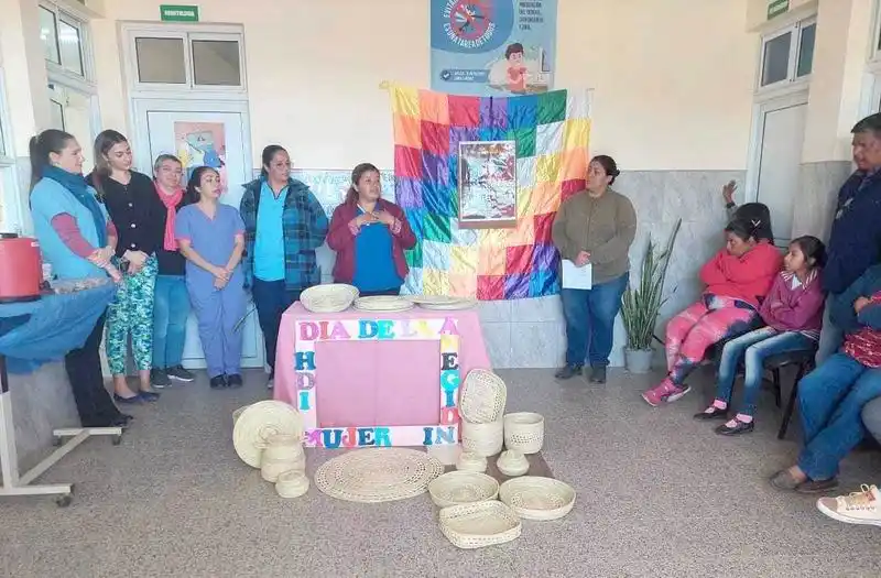 Centros de salud y hospitales homenajearon 
a las mujeres indígenas en su día