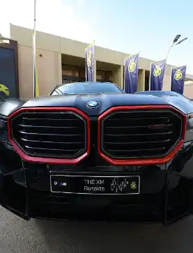 El auto tiene un valor de 200.000 euros