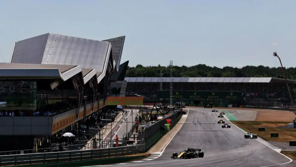 Gran Bretaña avala las carreras en Silverstone
