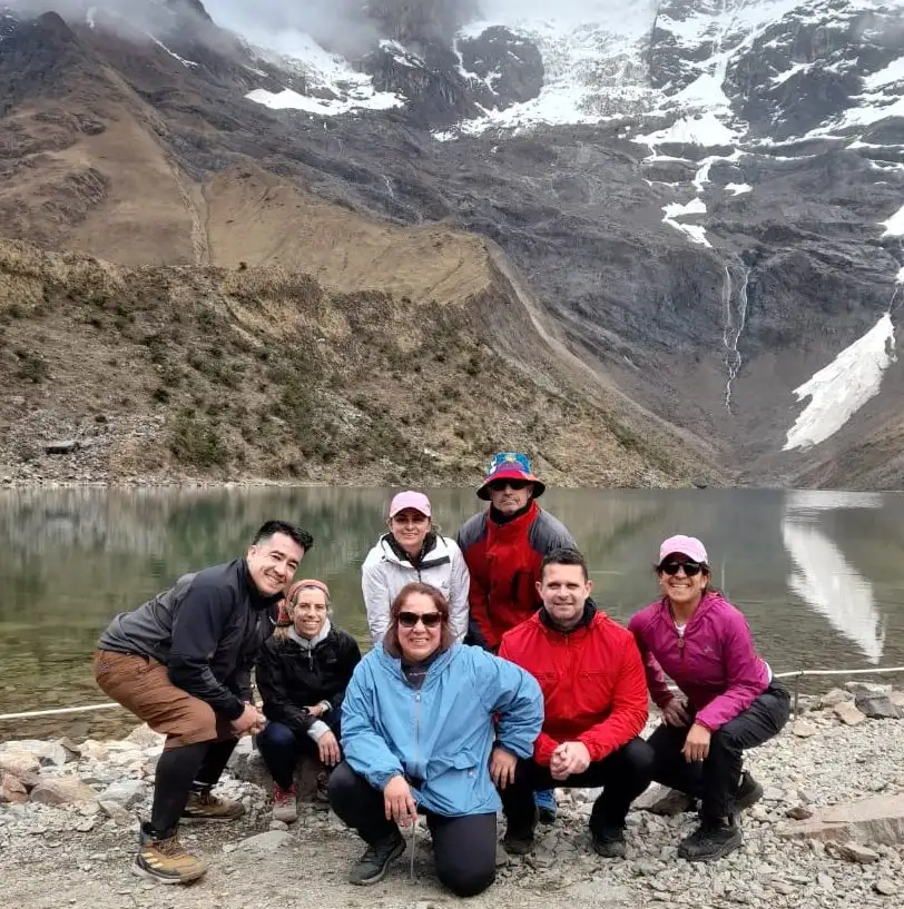 Grupo completo en Laguna Humantay-