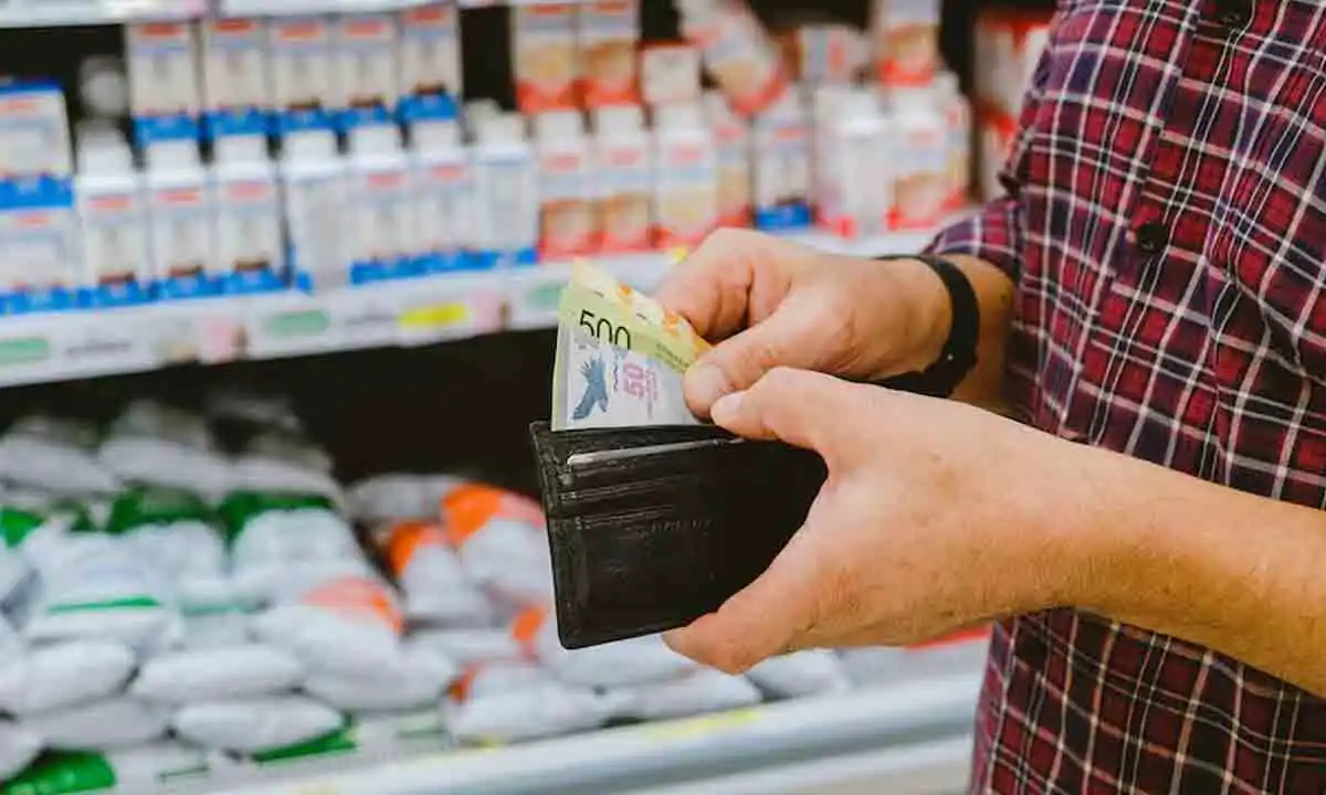 El consumo de lácteos no repunta y marca el deterioro del poder adquisitivo