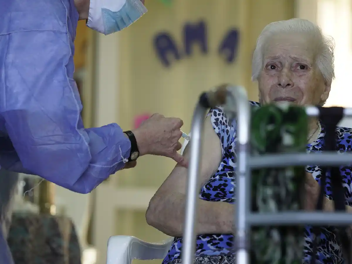 Covid: ya se vacunaron casi  2.500 personas en San Justo   