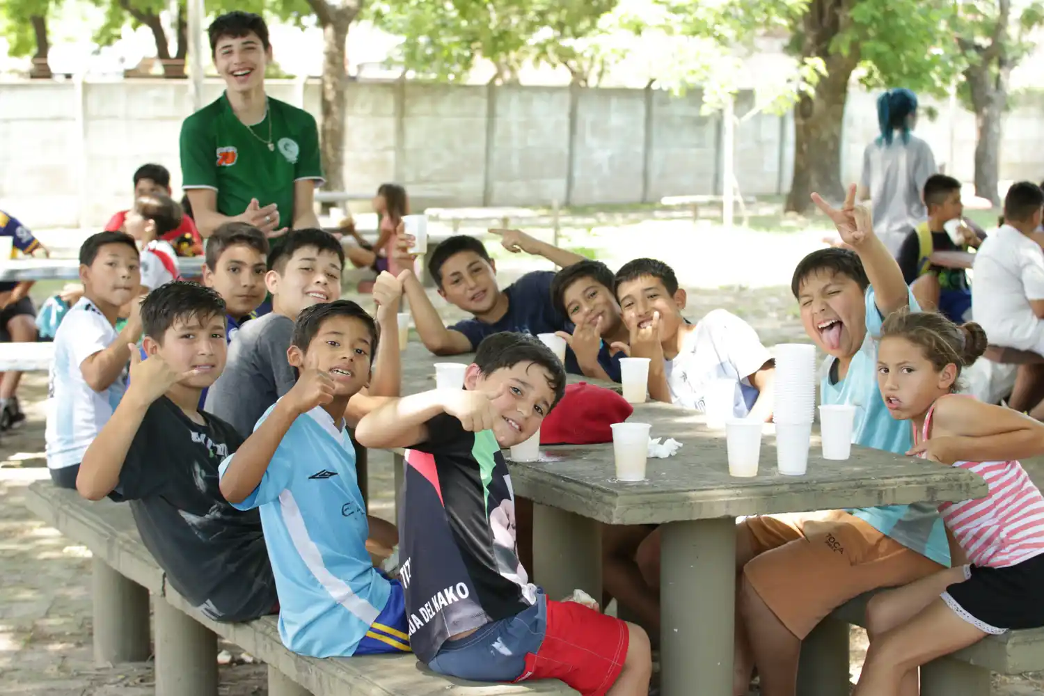 Escuelas de fútbol en barrios populares: 350 niños y niñas incluidos desde el deporte