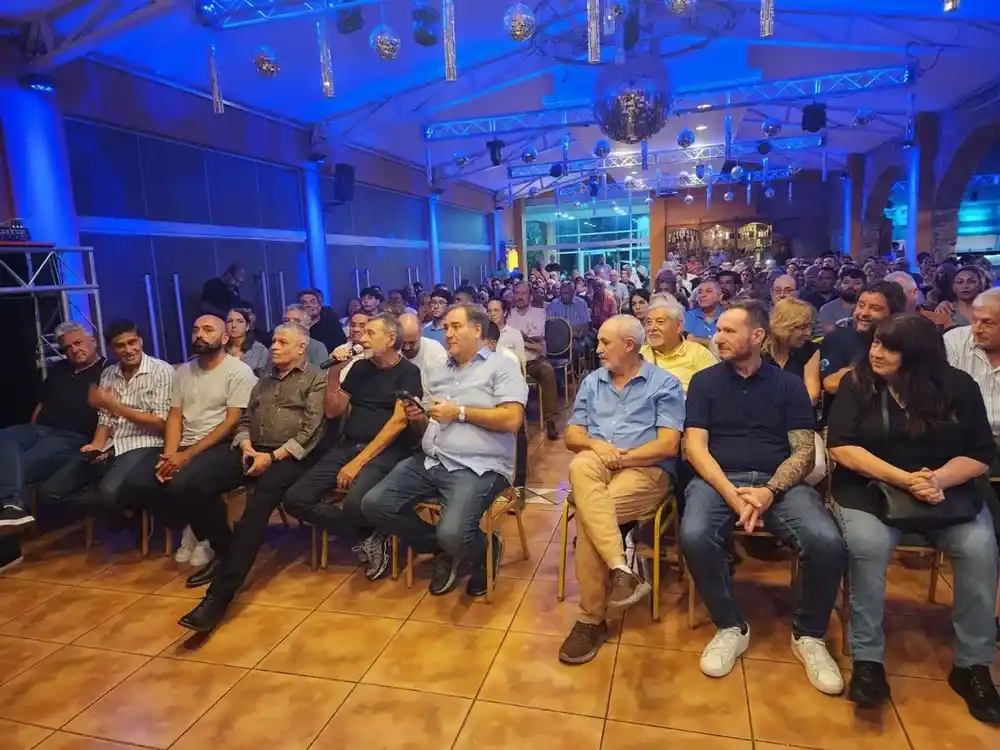 Alonso y Caserio en Carlos Paz.   Prensa MDF.