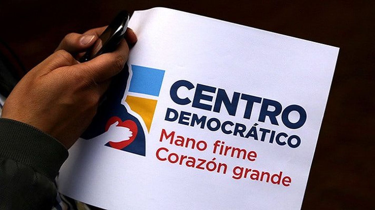 Centro Democrático propone a gobernadores y alcaldes hacer mesas de diálogo con varios sectores en Colombia