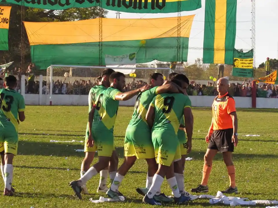 La gran final de Urquiza-B. Norte se juega en Centro Bancario