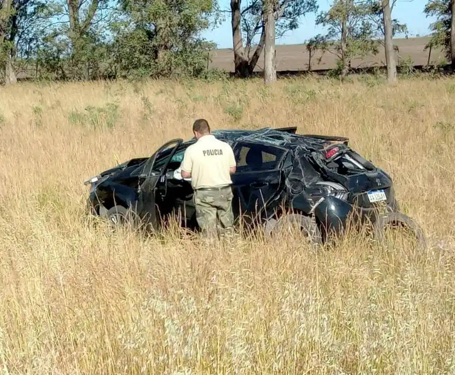 Vuelco en la ruta 3, cerca de Cascallares