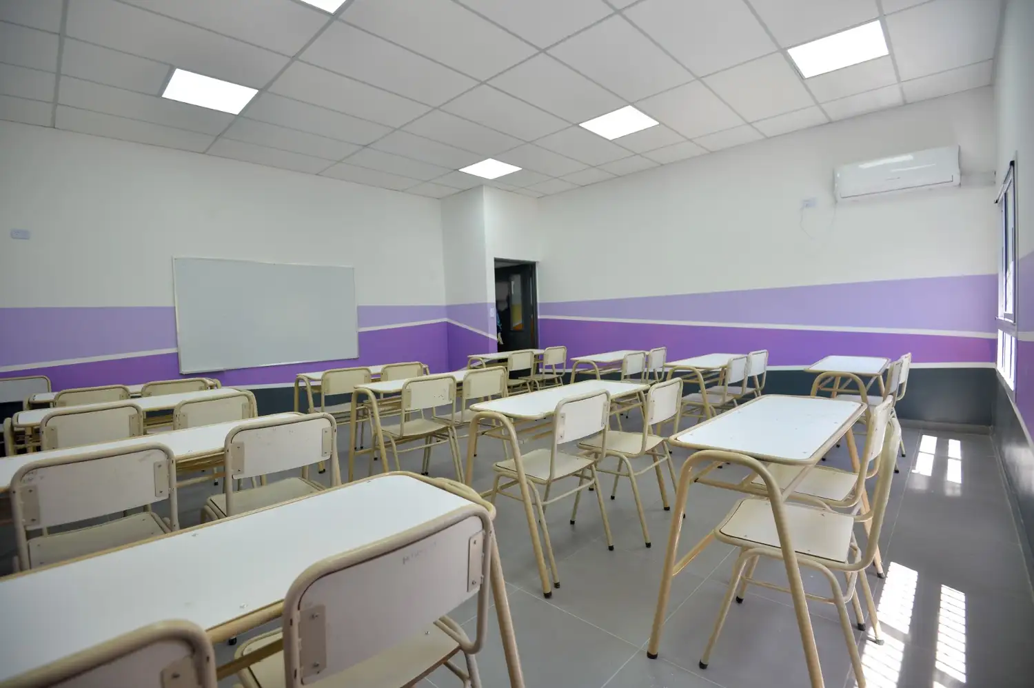 Construcción de nuevas aulas en la plata alta de la Escuela N°34.