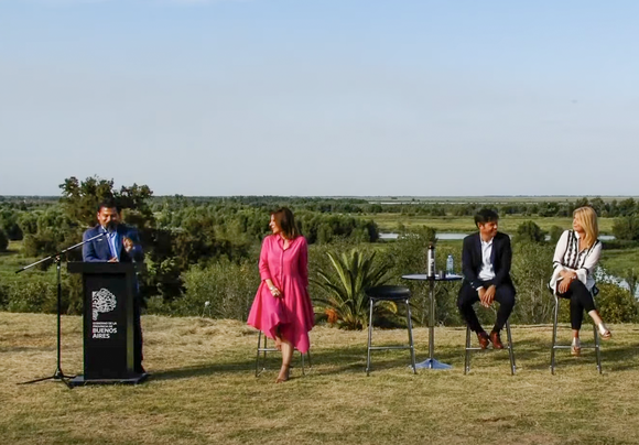 La conferencia de prensa del Gobernador Axel Kicillof desde el Hotel Azahar