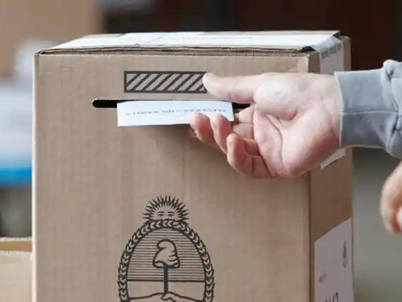 UCR Activa llamó a votar en blanco como “un acto de dignidad”