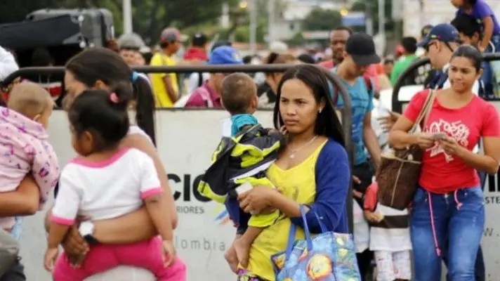 AUMENTAN expresiones de XENOFOBIA contra venezolanos tras declaraciones de Claudia López
