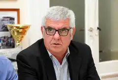 Teruggi señaló que el estadio amarillo es más restrictivo que la Fase 4 de Provincia