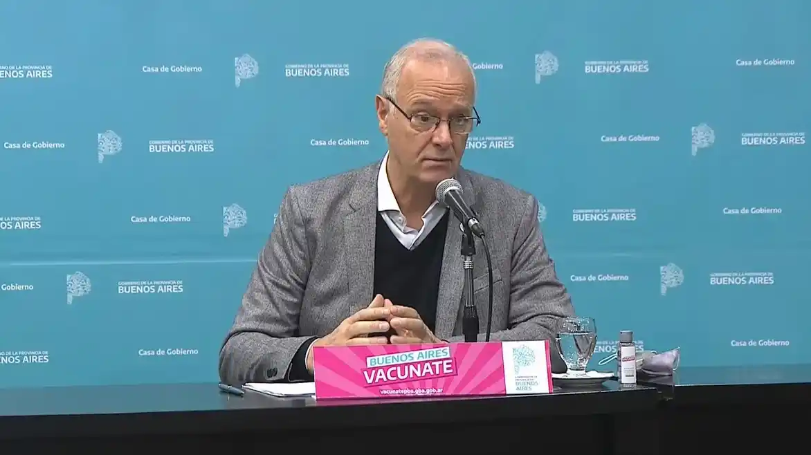 Gollán dijo que "las medidas sirvieron porque bajaron los casos" y aseguró que "en 2 meses estaremos mejor"