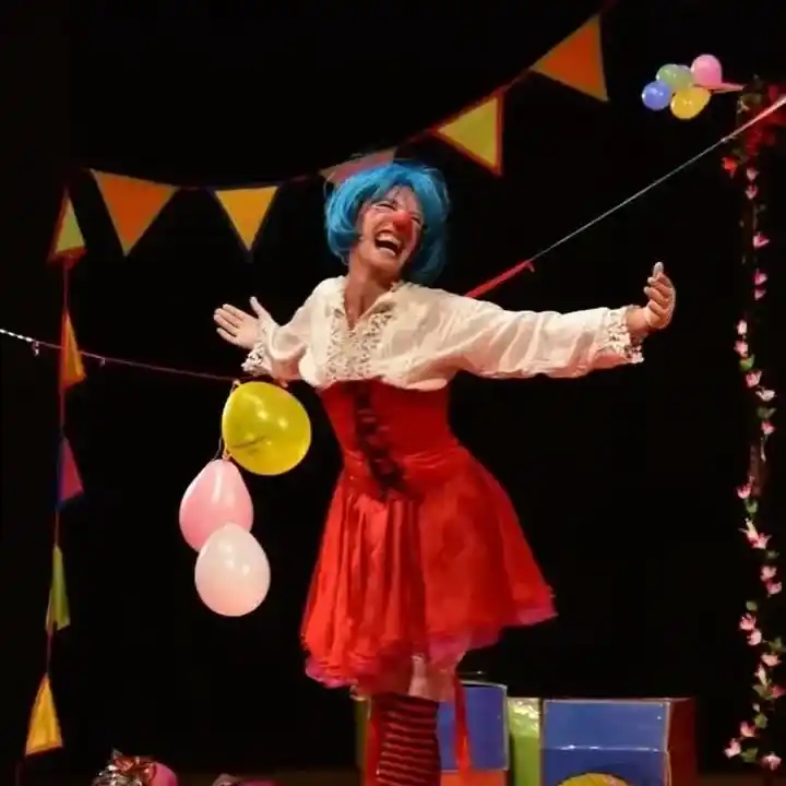 Miércoles de teatro infantil en Hacheuno: llega "La Patota Emburbujada"