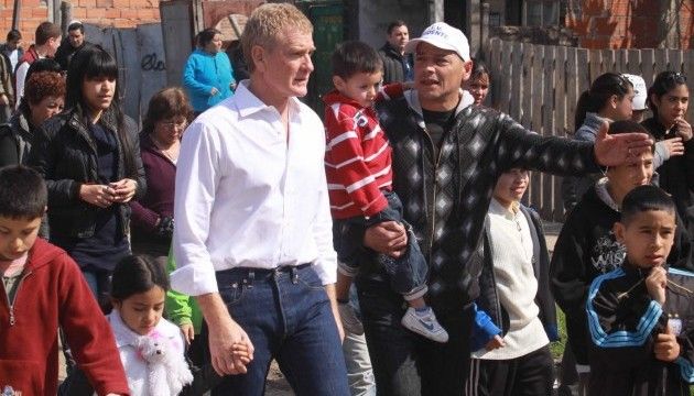 Elecciones 2013: Tras quedar cuarto en las PASO, De Narváez sale a reforzar su presencia en los distritos