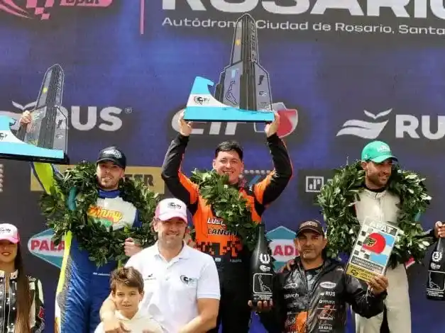 Renzo Blotta ganó por tercera vez en el TN Clase 2 y por segunda oportunidad en Rosario.
