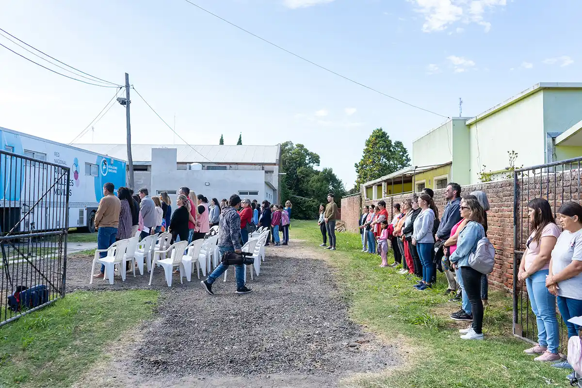 La Escuela Técnica Nº 1 presentó el aula taller móvil