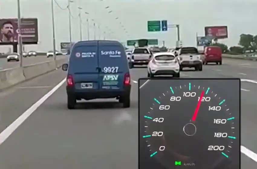 Apareció un video de un vehículo de Seguridad Vial andando a 120 por Circunvalación