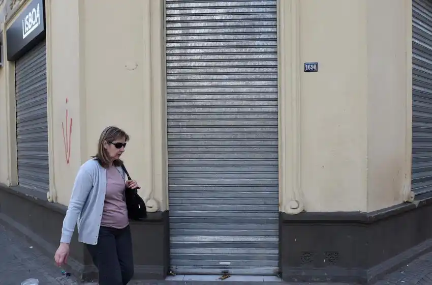 El miércoles cerrarán los comercios en Rosario